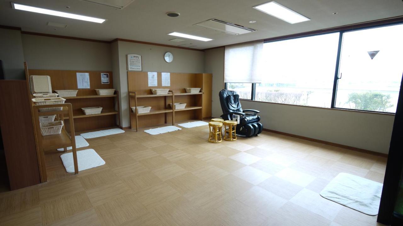 Route Inn Grantia Komatsu Airport מראה חיצוני תמונה