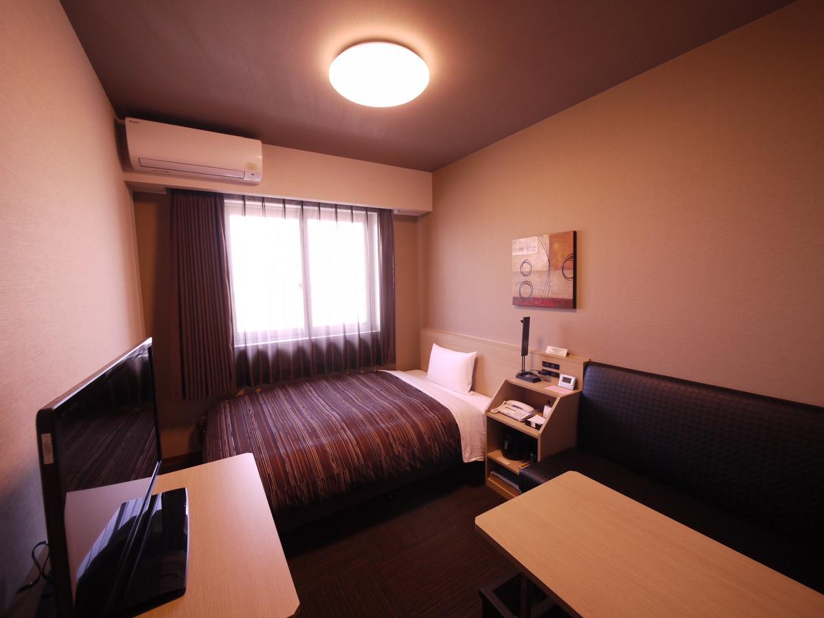 Route Inn Grantia Komatsu Airport מראה חיצוני תמונה